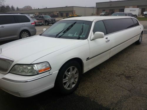 2007 lincoln limousine white 120