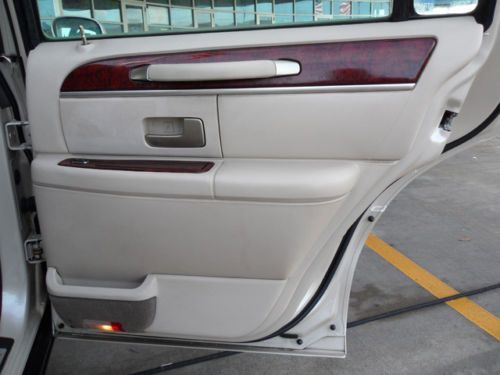 LEATHER V8 WOOD TRIM CONGRESSIONAL EDITION CRUISE CONTROL POWER WINDOWS, US $6,588.88, image 28