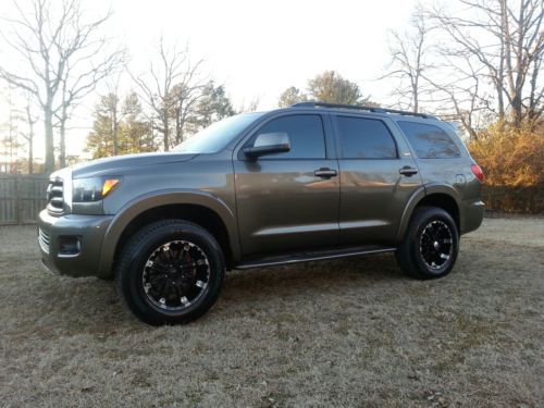 2008 Toyota Sequoia Limited Sport Utility 4-Door 5.7L, US $24,500.00, image 3