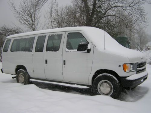 2001 ford e-350 passenger van low miles!!