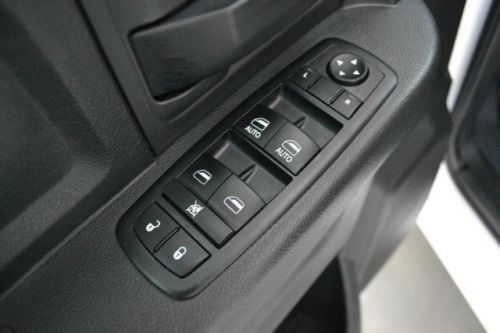 4x4 V8 HEMI Tow Package RamBox Soft Tonneau Cover Used Cars Near Kansas City, image 6