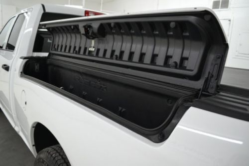 4x4 V8 HEMI Tow Package RamBox Soft Tonneau Cover Used Cars Near Kansas City, image 34