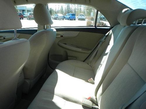 4dr Sdn Auto 1.8L CD Power Windows Power Door Locks Tilt Wheel AM/FM Stereo, image 5