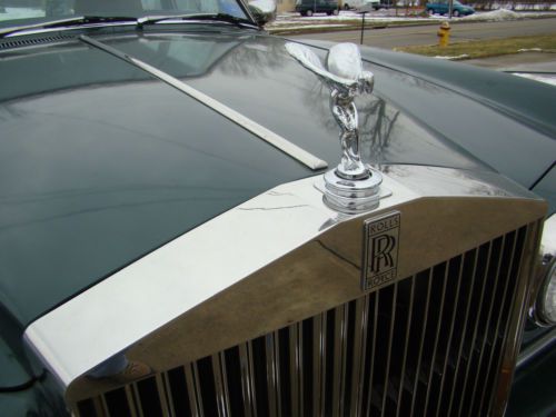 Rolls royce silver shadow