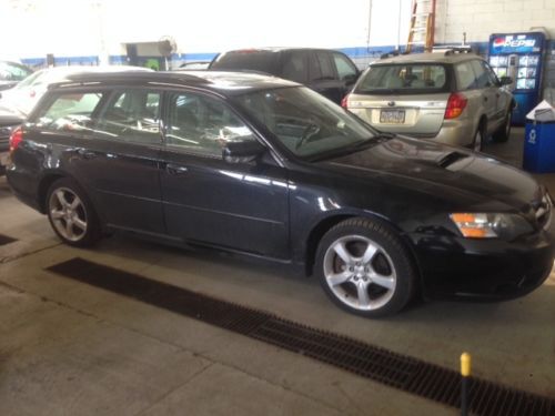 Rare 2005 subaru legacy gt limited wagon 4-door 2.5l 1 owner new car trade