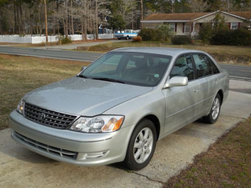 2004 Toyota Avalon XL Sedan 4-Door 3.0L, image 3