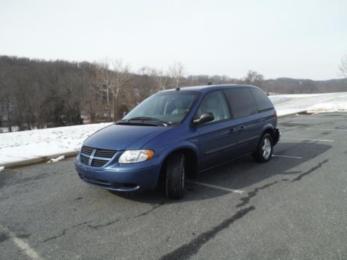 2005 dodge caravan sxt limited edition repo runs good economical no reserve