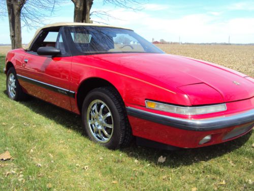 1990 buick reatta convertible