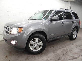 2008 ford escape xlt 4x4 v6 sunroof cd player  clean carfax we finance!!