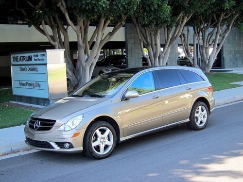 2010 mercedes-benz r350 4matic p2 package awd 1-owner 16k miles as new rare