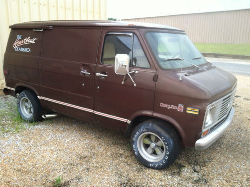 Custom chevrolet g20 van short wheel base