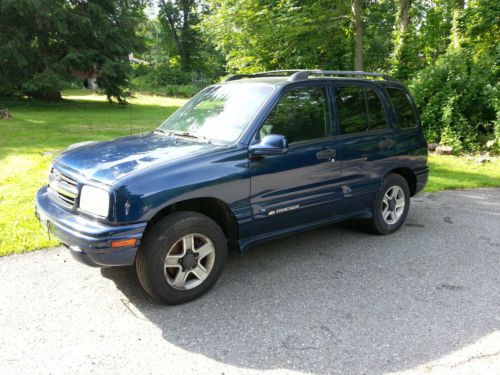 04 chevy tracker 4wd