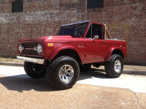 1976 ford bronco 302,auto,full pwr,absolutely beautiful daily driver, must see!!