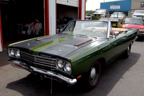 1969 plymouth road runner convertible 383 hp 4 speed sure grip rear pistol grip