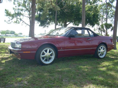 1993 Cadillac Allante Base Convertible 2-Door 4.6L, image 2