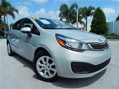 2013 kia rio ex w/ only 9,294 miles -- hendrick certified -- bluetooth