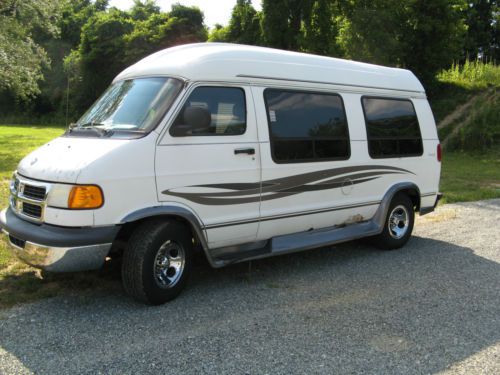 2001 dodge van conversion sport series chariot runs/drives excellent