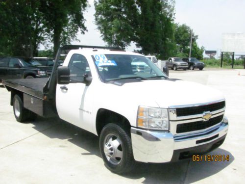 2009 chevrolet 3500 flatbed dual rears 4x4 6.6 turbo diesel auto transmission