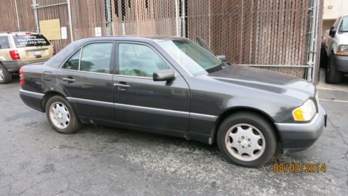 1995 mercedes-benz c220 base sedan 4-door 2.2l