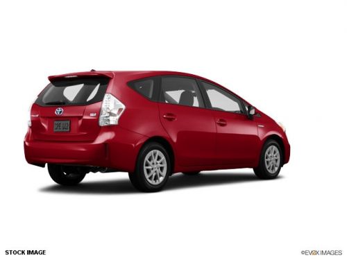 2014 toyota prius v two