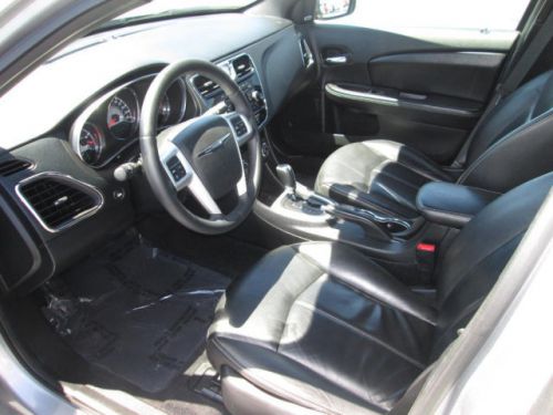 2013 chrysler 200 limited