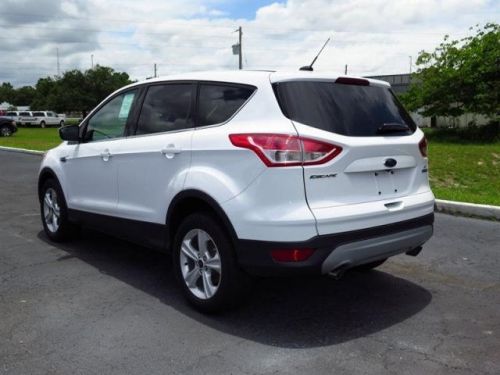 2014 ford escape se