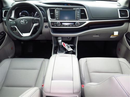 2014 toyota highlander limited