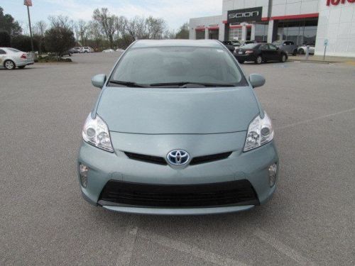 2014 toyota prius two