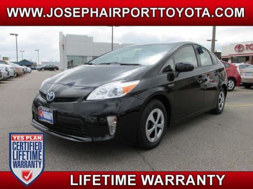 2013 toyota prius two