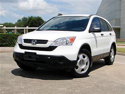 Honda cr-v,only 39k miles, am/fm/mp3/runs great!!