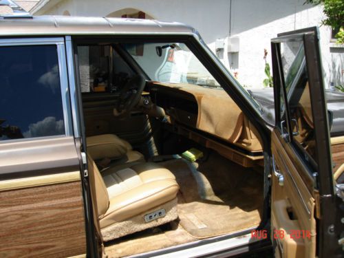 1987 JEEP GRAND WAGONEER 4-door Woody Wagon w/ Sunroof, image 9