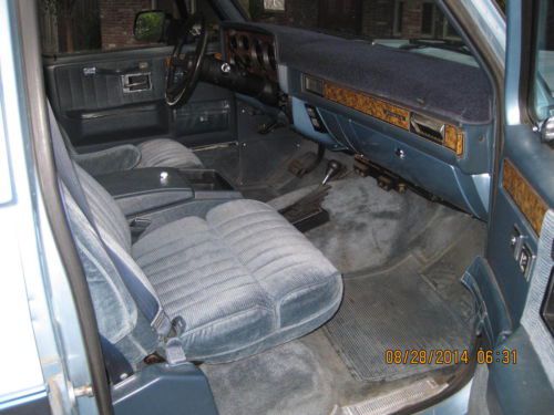 RUST FREE, ORIGINAL PAINT 3/4 TON 4X4 4L80E OVERDRIVE 350 MOTOR FULLY LOADED, image 13