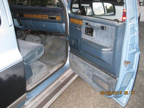 RUST FREE, ORIGINAL PAINT 3/4 TON 4X4 4L80E OVERDRIVE 350 MOTOR FULLY LOADED, image 14