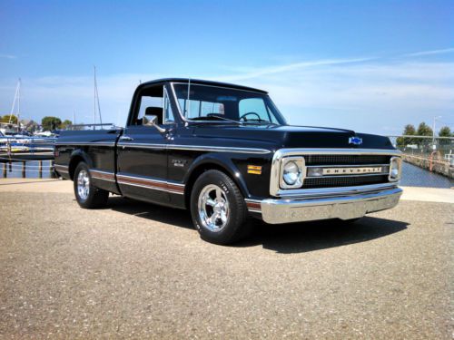 1969 chevrolet c-10 pickup cst/10