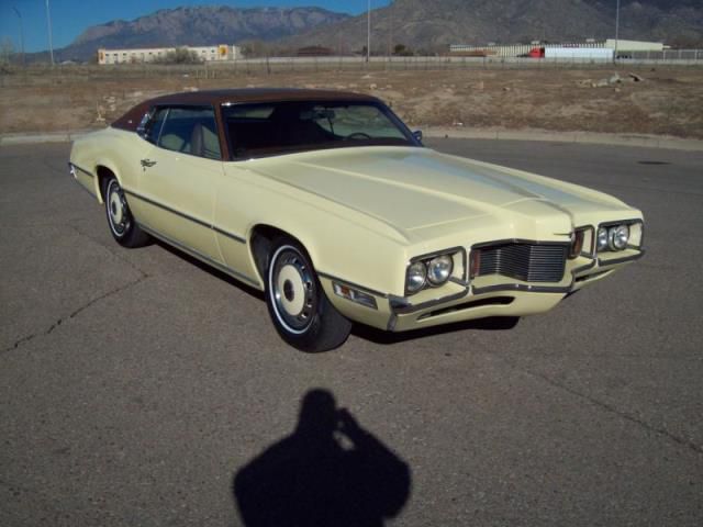 Ford thunderbird 2-door