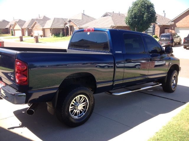 2007 dodge ram 2500 mega cab