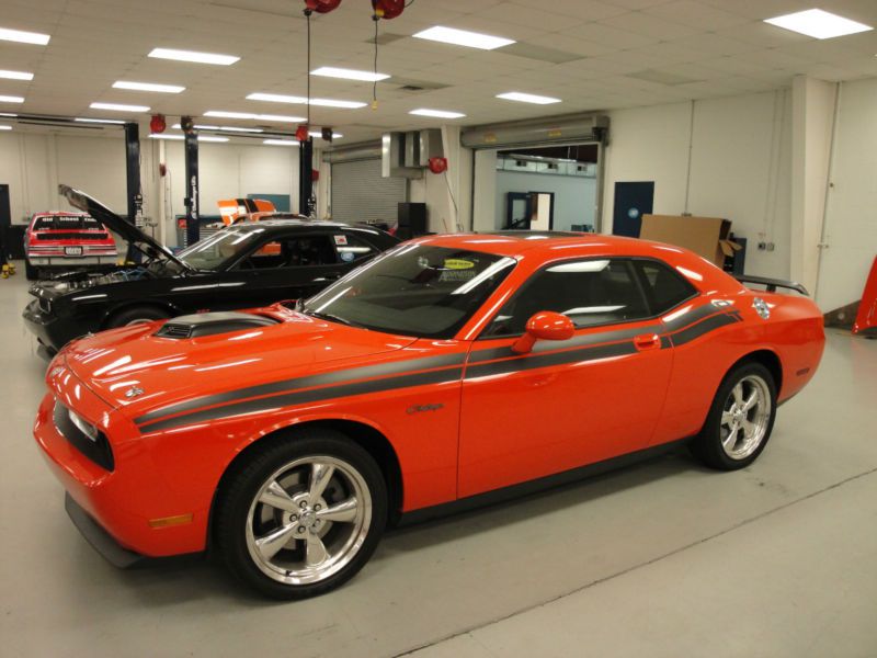 2010 dodge challenger