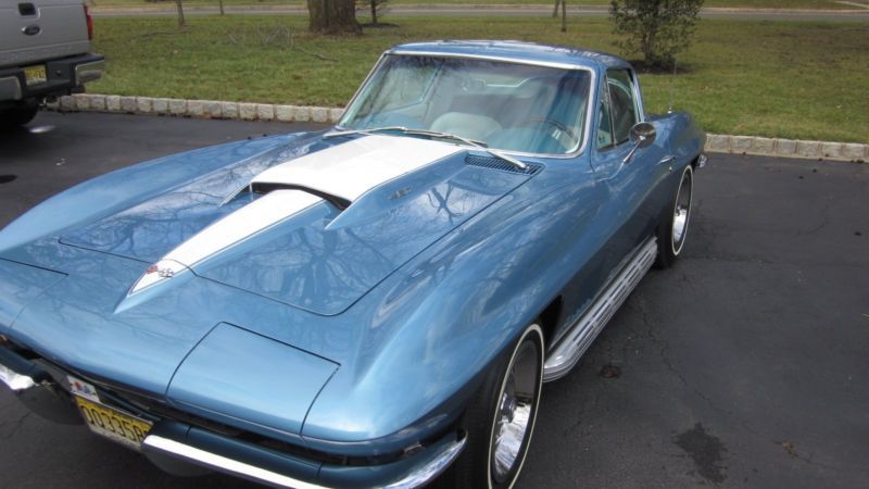 1967 chevrolet corvette stingray