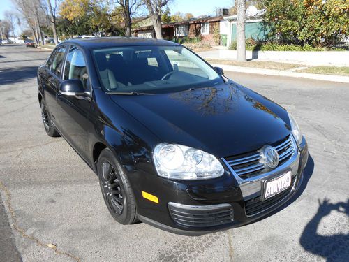 2010 volkswagen jetta s sedan 4-door 2.5l