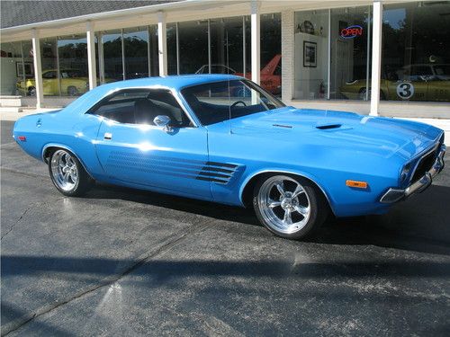 1972 dodge challenger rallye petty blue 340 pistol grip 4 speed