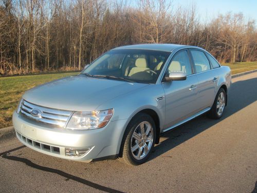 2008 ford taurus sel. low  low price $12,500   low milage 33,436 miles 3/13/13