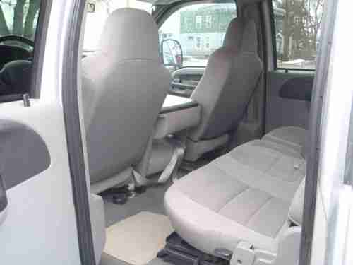 2007 Ford F-250 XLT Crew Cab FX4 6.0L Diesel 4 door, image 6