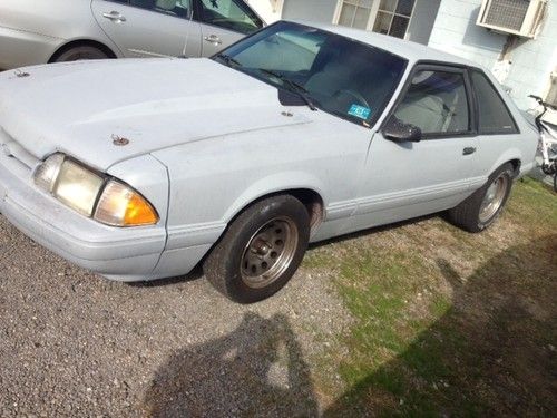 1993 ford mustang lx hatchback 2-door 5.0l