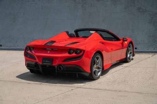 2022 ferrari f8 spider 2dr cnv