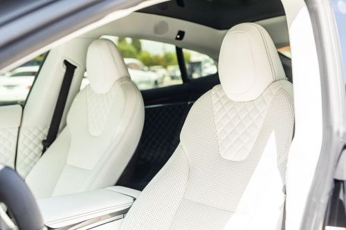 2023 tesla model s plaid