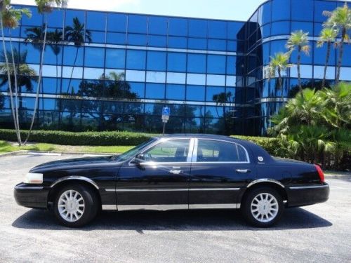 2006 lincoln town car
