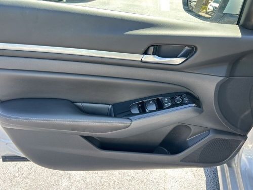 2023 Nissan Altima 2.5 SV, US $24,681.00, image 6