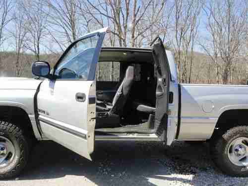 2001 Dodge Ram 1500 ST Crew Cab Pickup 4-Door 5.9L, image 9