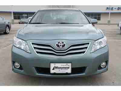 10 XLE V6 3.5L MultiCD Power Leather Moonroof 32633 Low Miles 28 MPG Hwy Dual AC, image 2