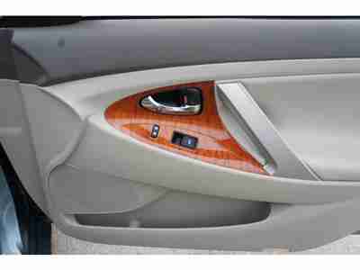 10 XLE V6 3.5L MultiCD Power Leather Moonroof 32633 Low Miles 28 MPG Hwy Dual AC, image 6